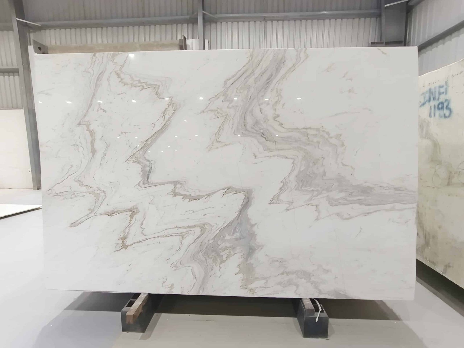 Top 5 World-Class White Marbles: Statuario, Michelangelo, Volakas, Calacatta Gold & Dover White